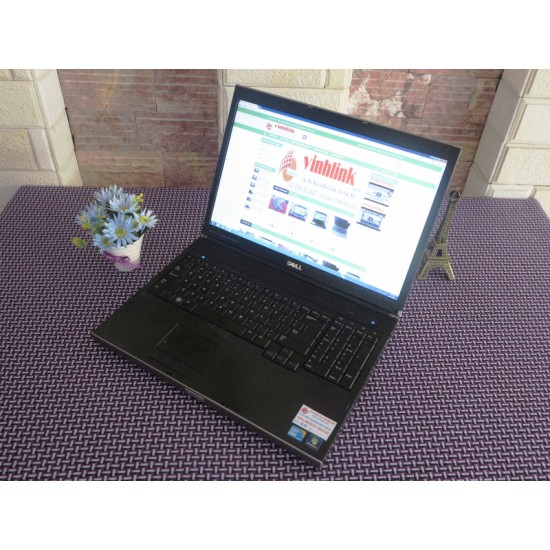 Dell Precision M6500 I7 |740QM|4GB|320GB|17.3" Full HD